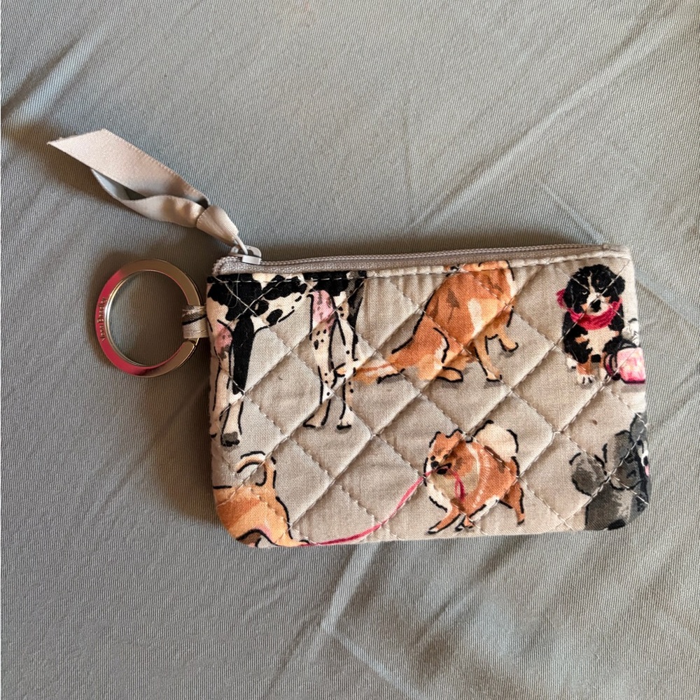 Like New Vera Bradley Best in Show RETIRED PRINT Patterned Quilted Zip Wallet